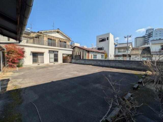 南西側から撮影