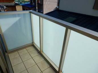 【バルコニー】