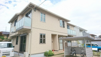 全3室のアパートです