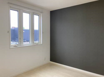 窓もおしゃれな感じです