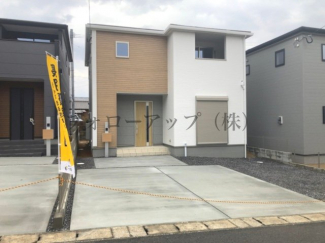 落ち着いた雰囲気の外観です