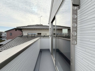 バルコニーがあります