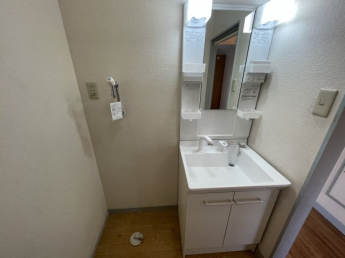 【洗面所】