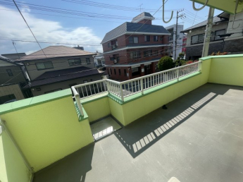 【バルコニー】