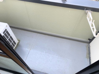 【バルコニー】