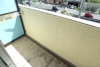 【バルコニー】