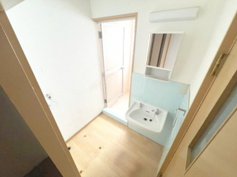 【独立洗面所】