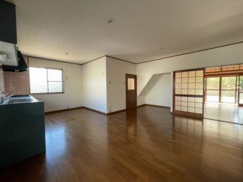 【居間・リビング】