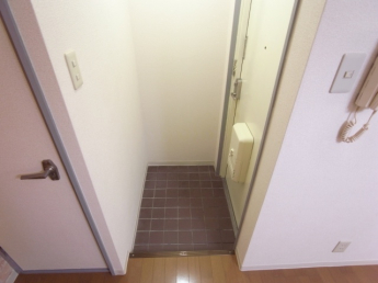 【玄関】