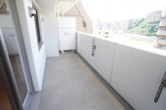 【バルコニー】