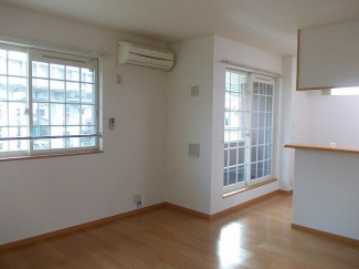 【バルコニー】