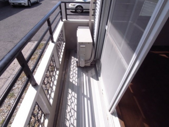 【バルコニー】