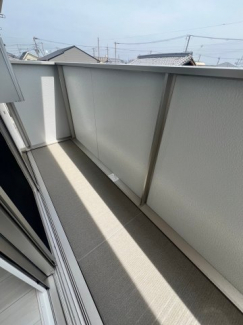 【バルコニー】