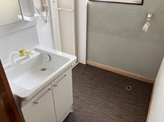 【独立洗面所】