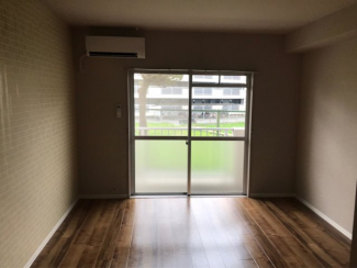 【居間・リビング】