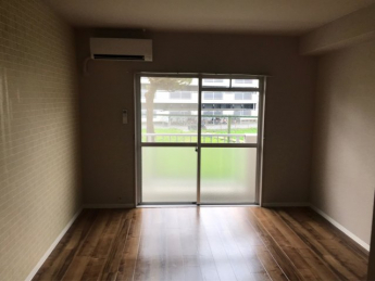 【居間・リビング】