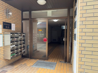 【エントランス】
