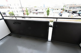 【バルコニー】