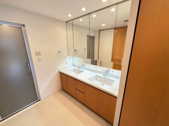 【独立洗面台】