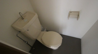 シンプルで使いやすいトイレです