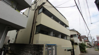 落ち着いた雰囲気の外観です