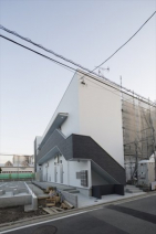 尼崎市瓦宮１丁目のアパートの画像