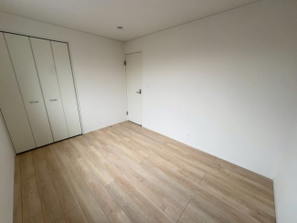 個人の部屋や寝室として使える洋室です