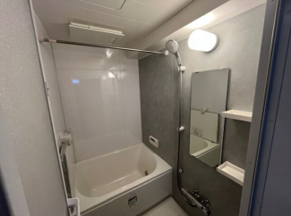 落ち着いた空間のお風呂です