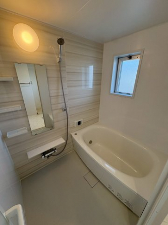 ゆったり過ごせるお風呂です