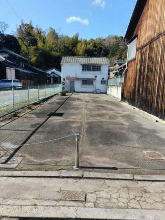 駐車スペースも広くて使い勝手が良いですね＾＾