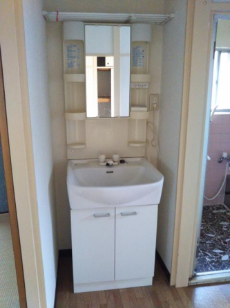 松山市萱町６丁目の一戸建ての画像