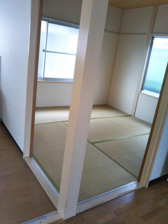 松山市萱町６丁目の一戸建ての画像