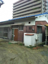 松山市萱町６丁目の一戸建ての画像