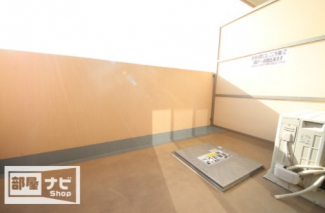 【バルコニー】