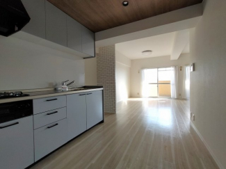 【居間・リビング】