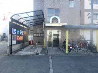 エントランスです