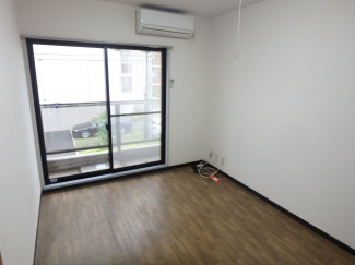 明るいリビング
