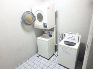 コインランドリー完備