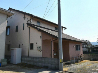 外観を西側より撮影