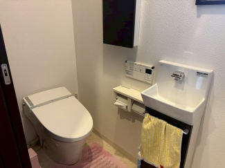 温水洗浄便座付トイレ