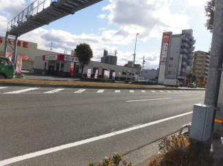 スシロー松山生石店まで885m