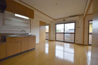 【居間・リビング】