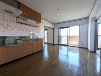 【居間・リビング】