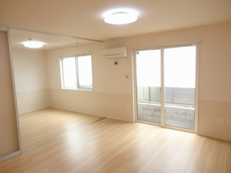 【居間・リビング】