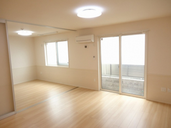 【居間・リビング】