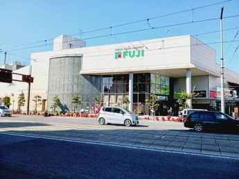 フジ道後店様まで67m