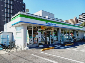 ファミリマート岩崎２丁目店様まで450m