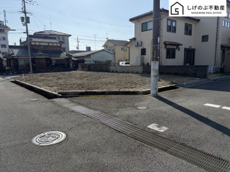 平坦・更地
角地
3方道路
約70坪