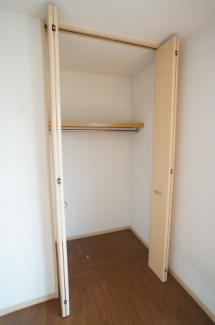 参考、同建物・反転間取りの号室