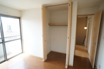 参考、同建物・反転間取りの号室